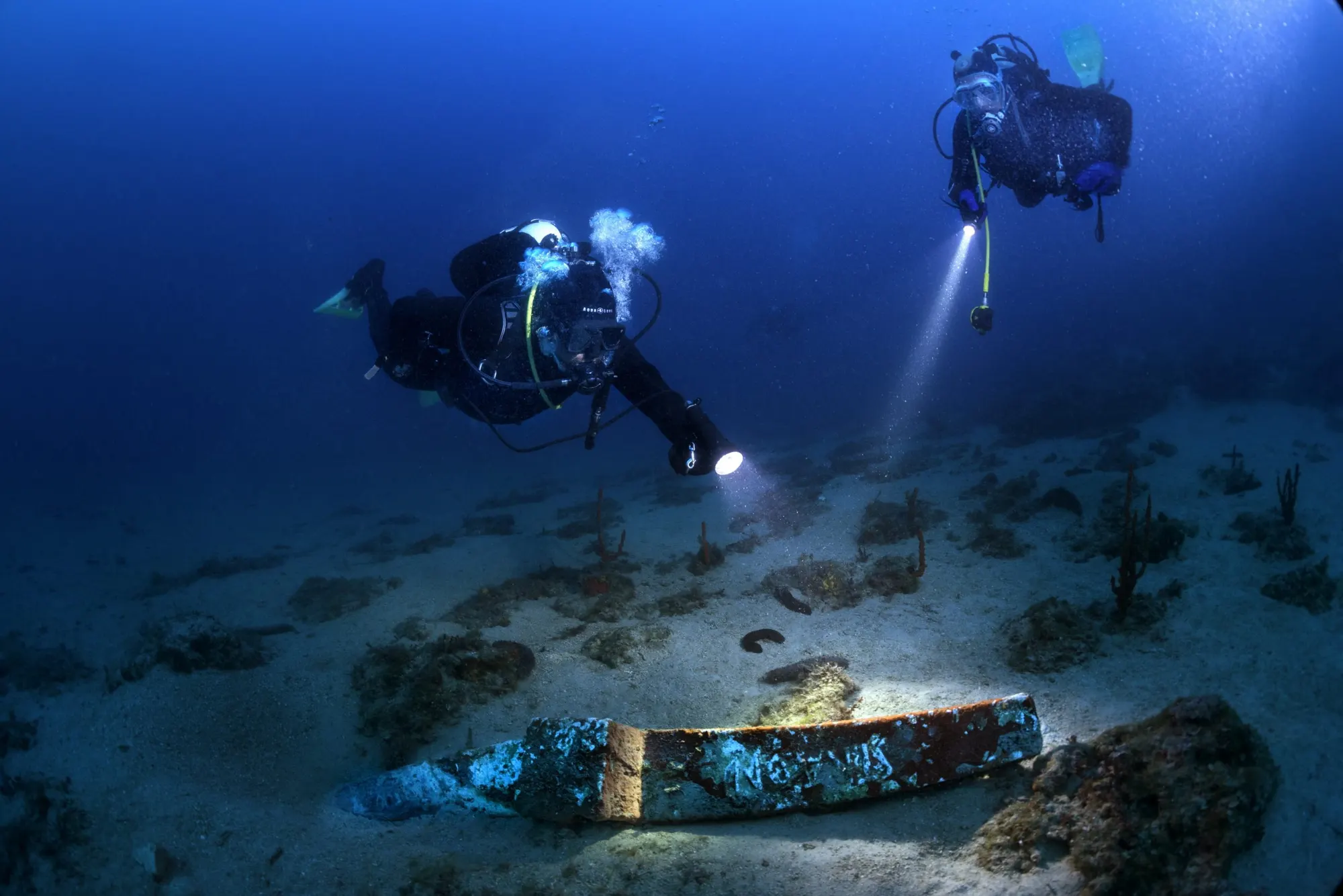 Foka divers preparing for a dive on Pag